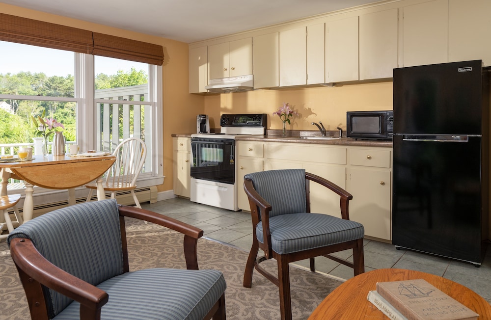 Dockside Guest Quarters & Restaurant - photo 69