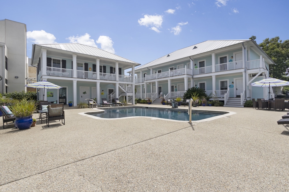 Bay Town Inn - photo 23
