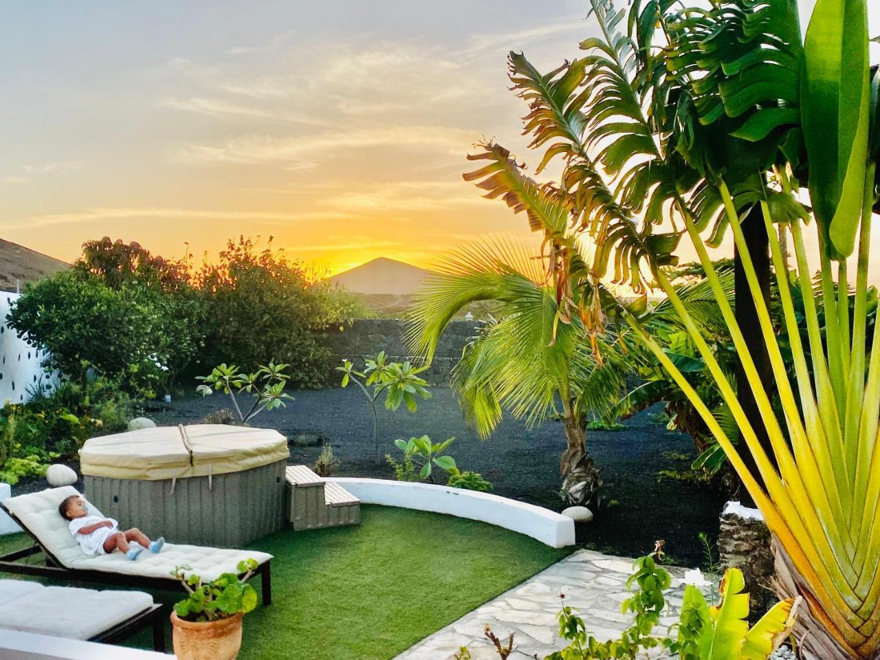 Finca la Costa in Tinajo, Spain