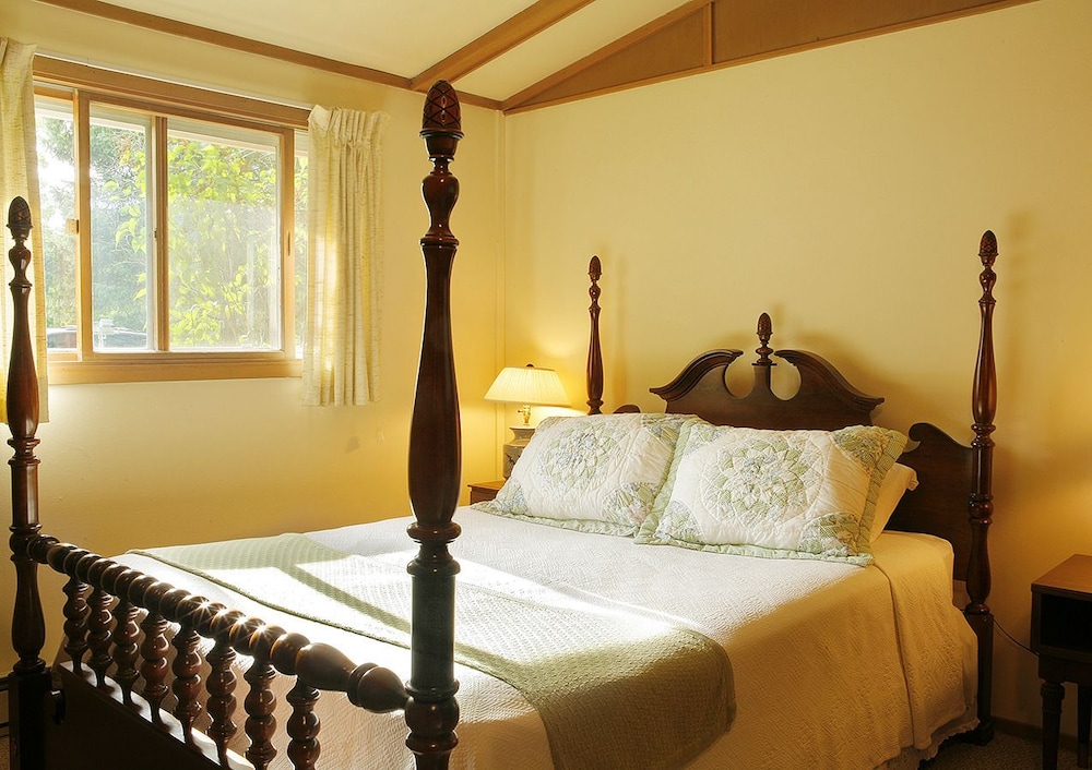 Peninsula Park View Resort - photo 16