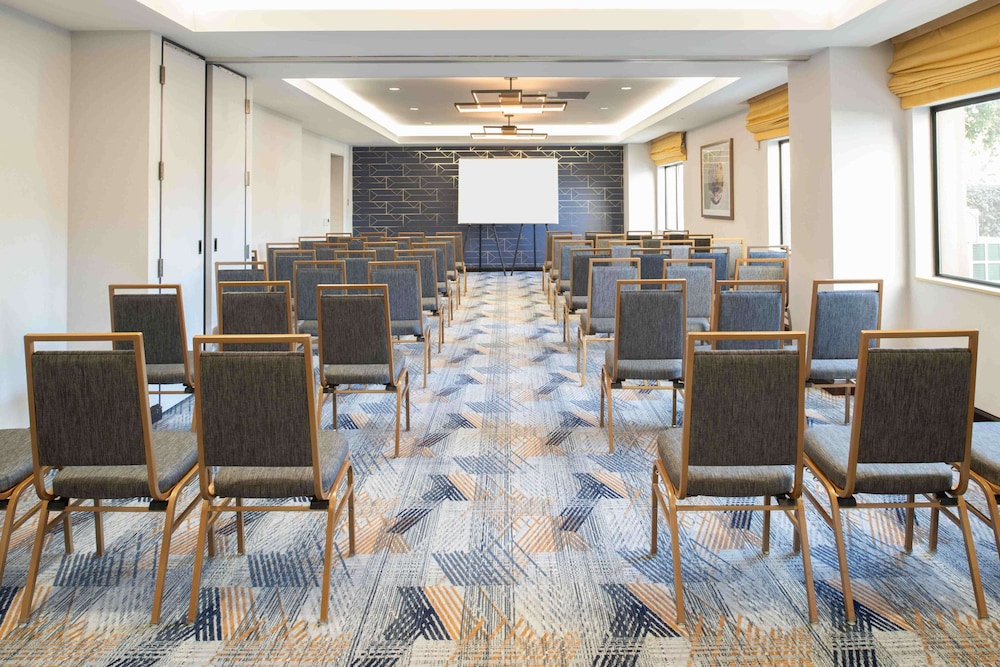 DoubleTree by Hilton San Francisco Airport - photo 68