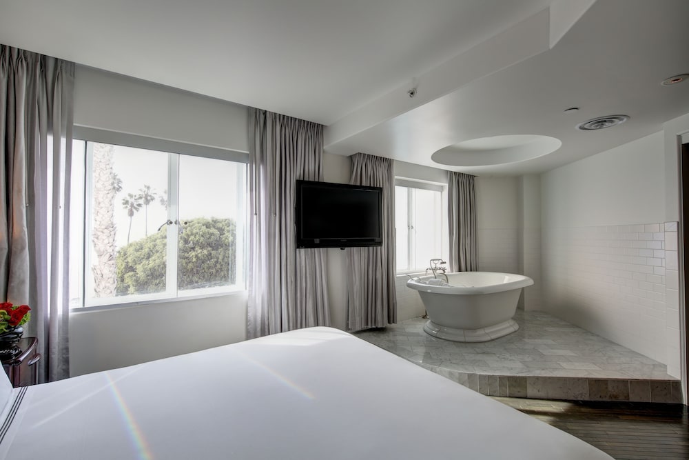 Shangri La Santa Monica - photo 23