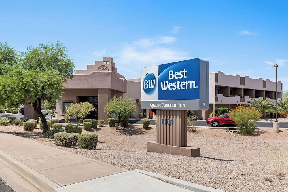 Best Western Apache Junction Inn - carbon neutral hotel in Apache Junction