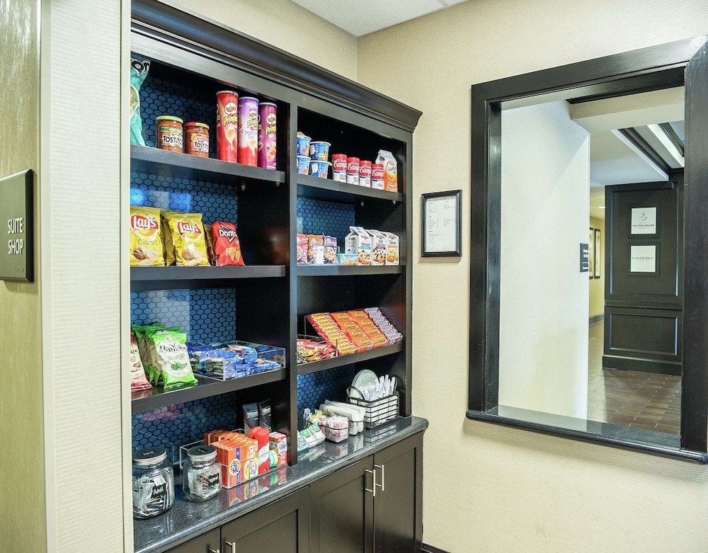 Hampton Inn & Suites Bay City TX - photo 33