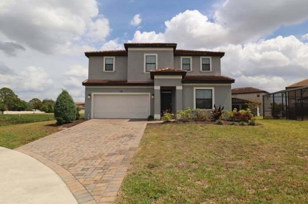 176cc Balmoral Resort 6 Bedroom Home — Haines