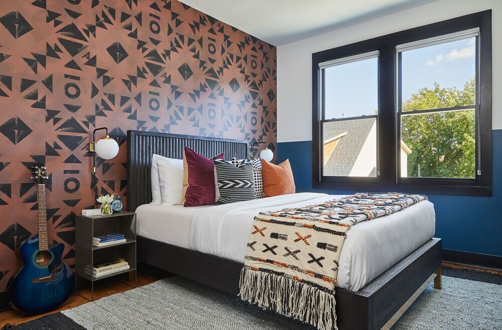 Domio Monroe Square Trendy 3BR 10 Min to Parthenon - photo 10