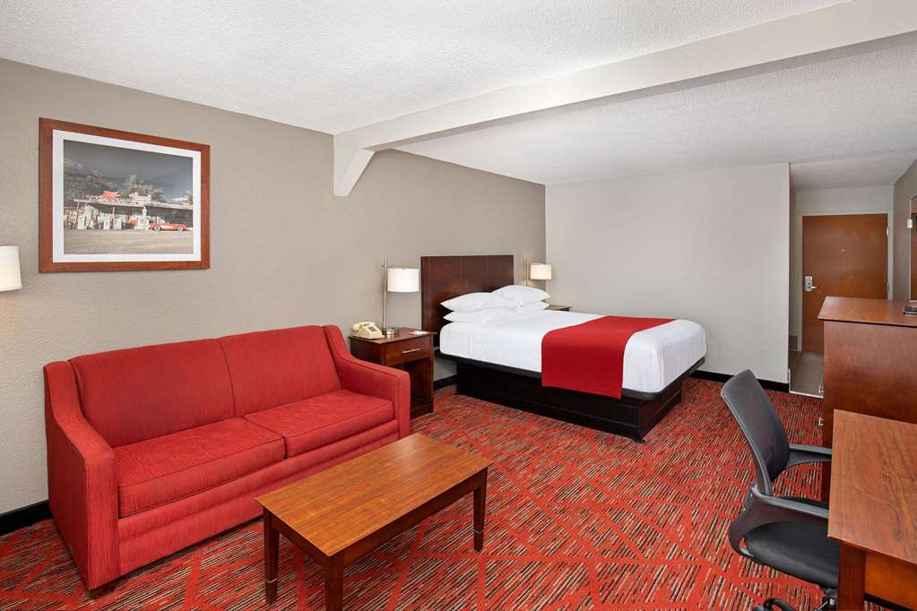 Ramada by Wyndham Bowling Green - photo 16