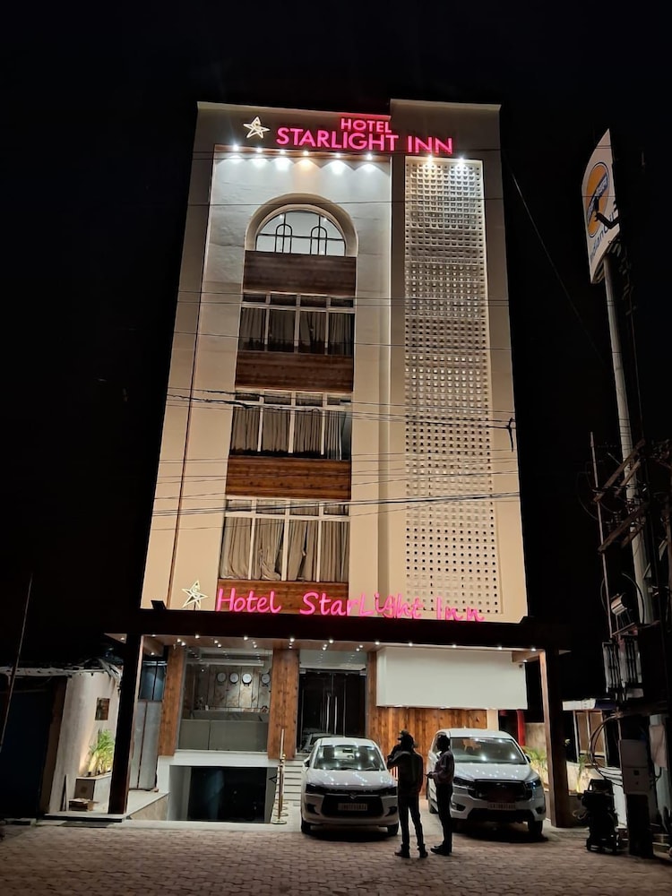 Hotel Starlight Inn - last minute hotel in Mohanpur