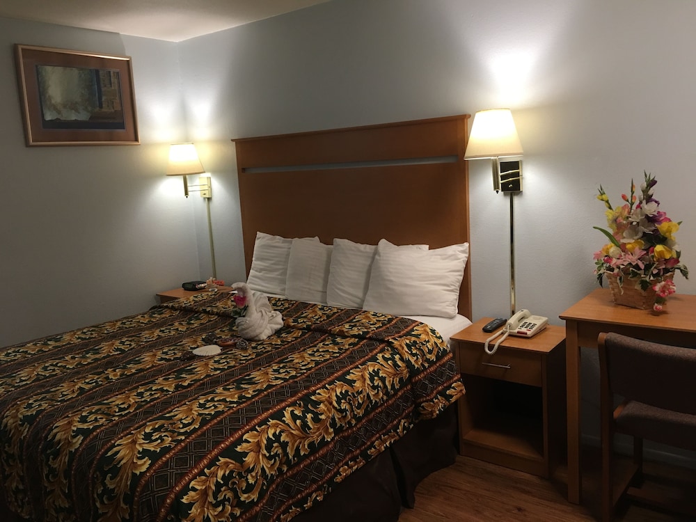 Oceanview Motel Huntington Beach - photo 3