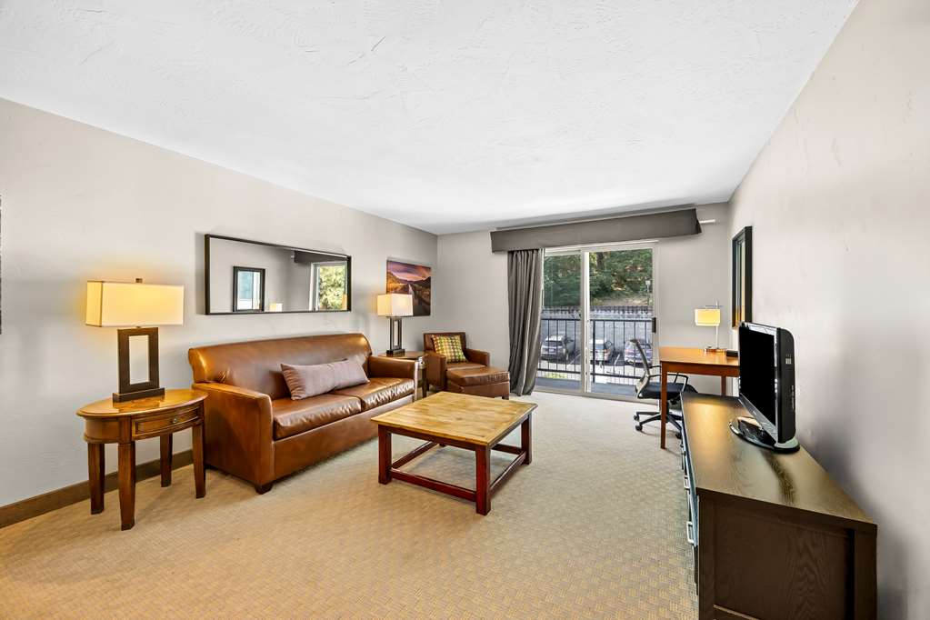 Best Western Inn At The Rogue - photo 13