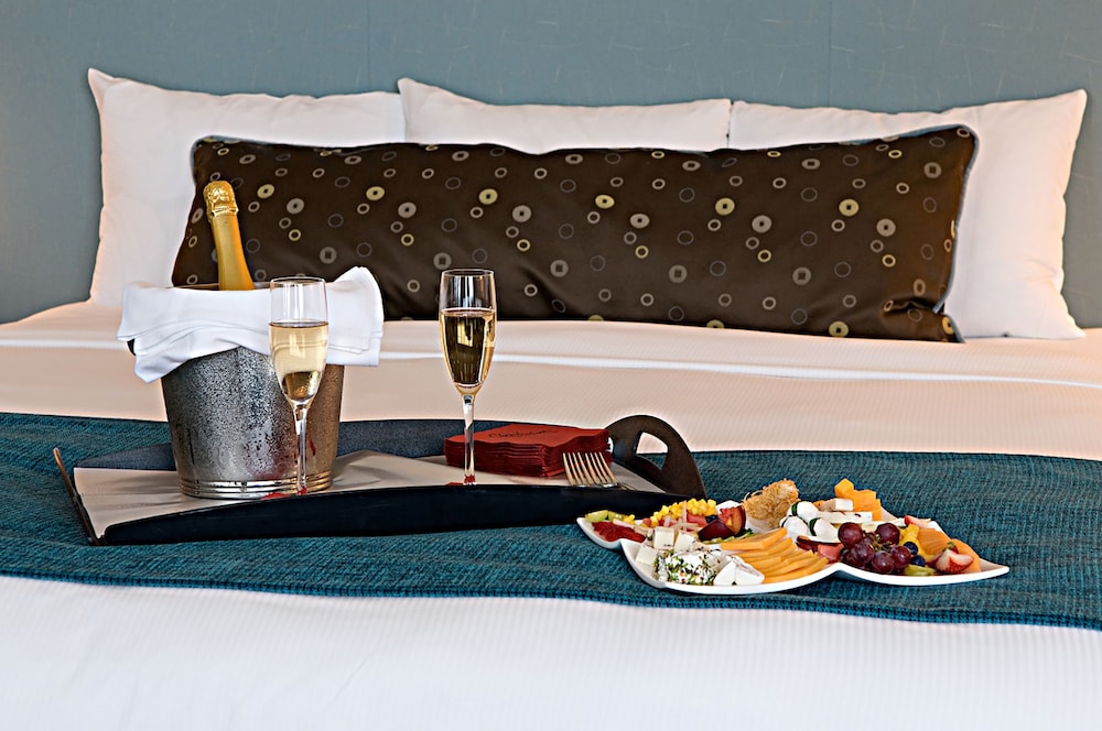 The Heldrich Hotel - photo 4