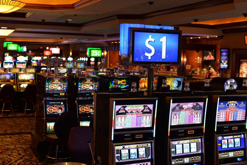 Harrah's Joliet Casino & Hotel A Caesars Rewards Destination - photo 15