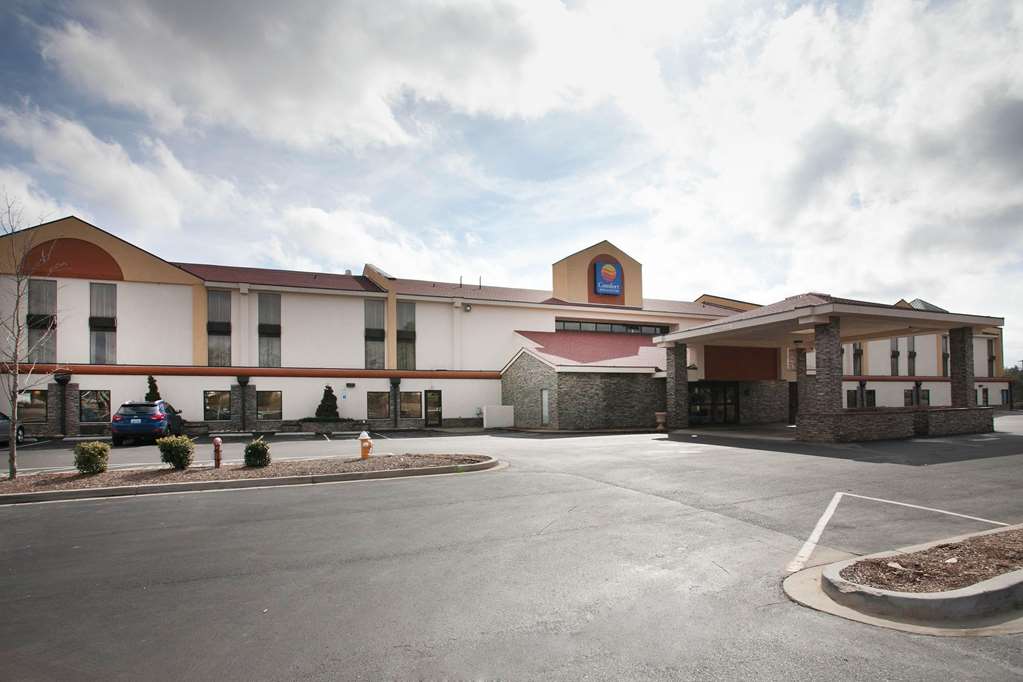Comfort Inn & Suites Statesville Mooresville - photo 2