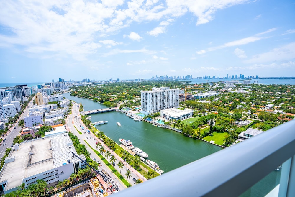 Fontainebleau Miami Beach Private Luxury Suites - photo 472