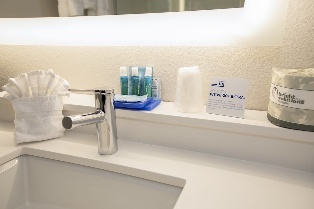Holiday Inn Express & Suites Colorado Springs North by IHG - photo 38