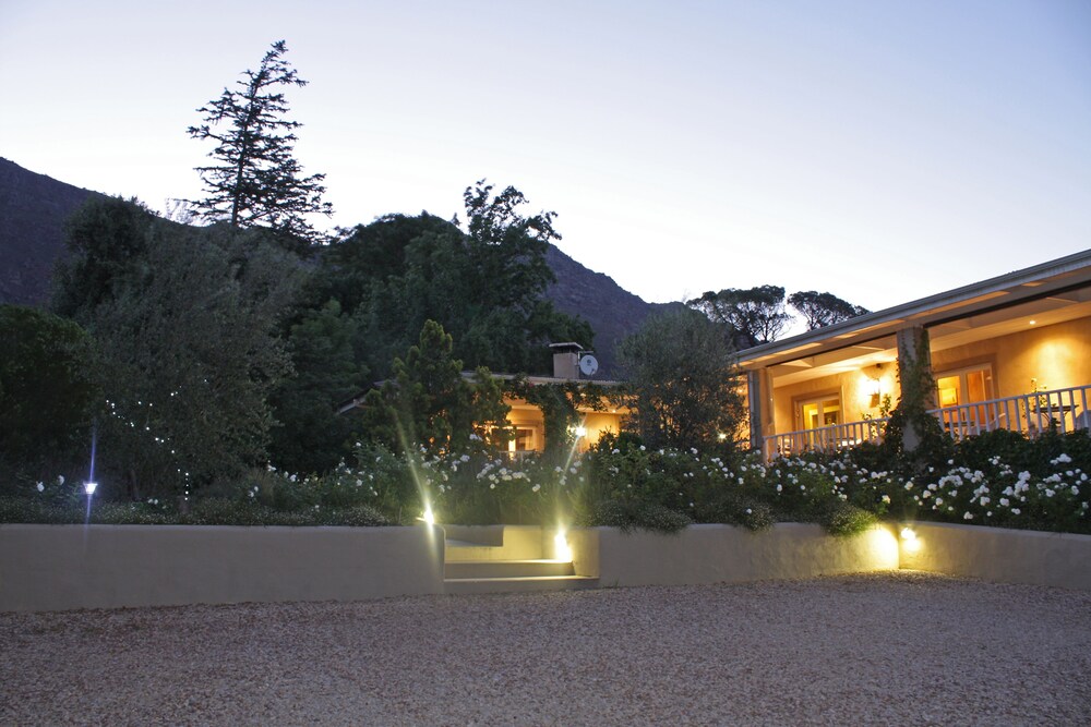 Schoemansrus — 4-Star Luxury Hotel in Malmesbury, South Africa