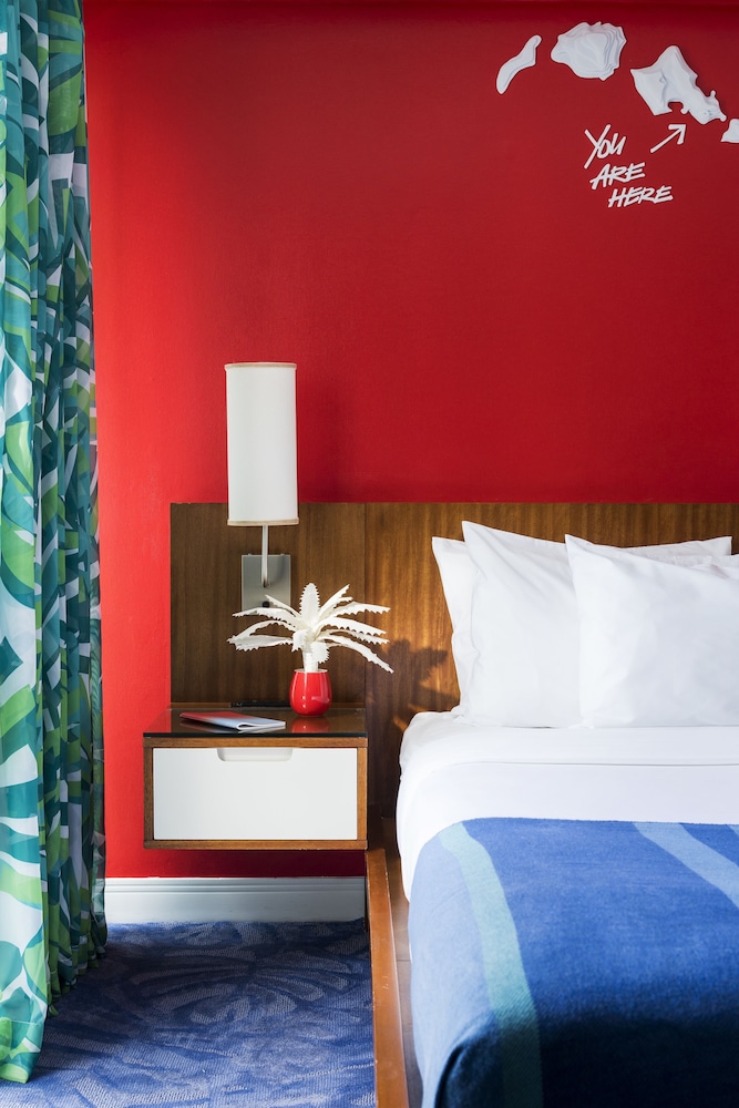 Shoreline Hotel Waikiki - photo 6