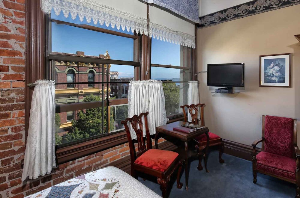 Palace Hotel Port Townsend - photo 6