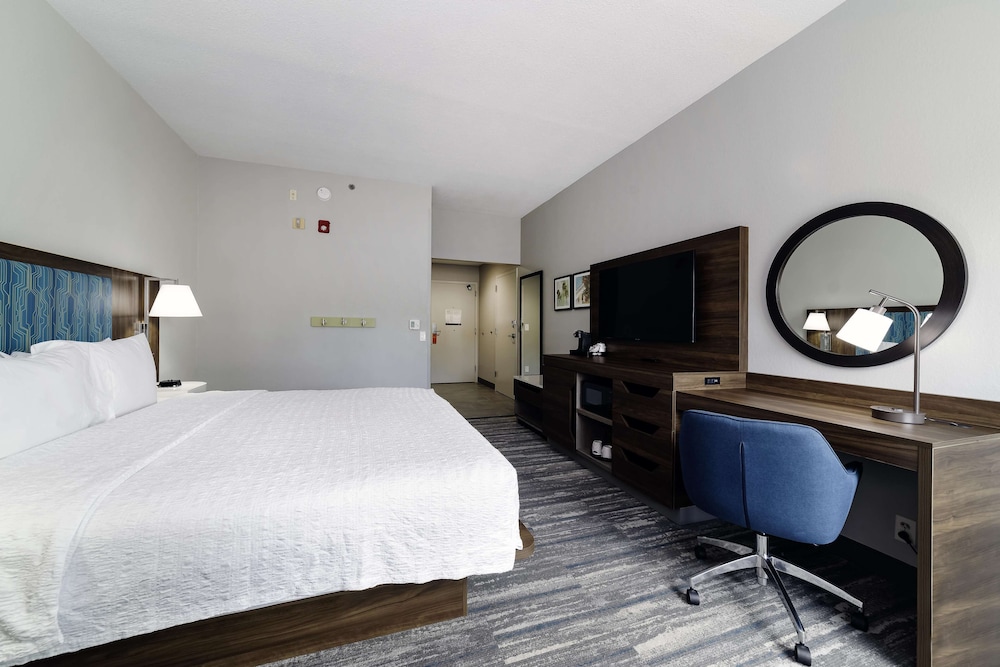 Hampton Inn Port Charlotte - photo 10