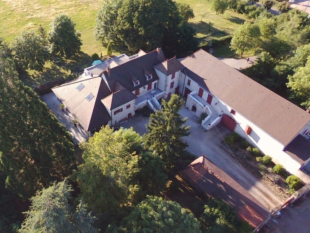 La Bourguignotte — hotel in Saint-Leger-Sur-Dheune