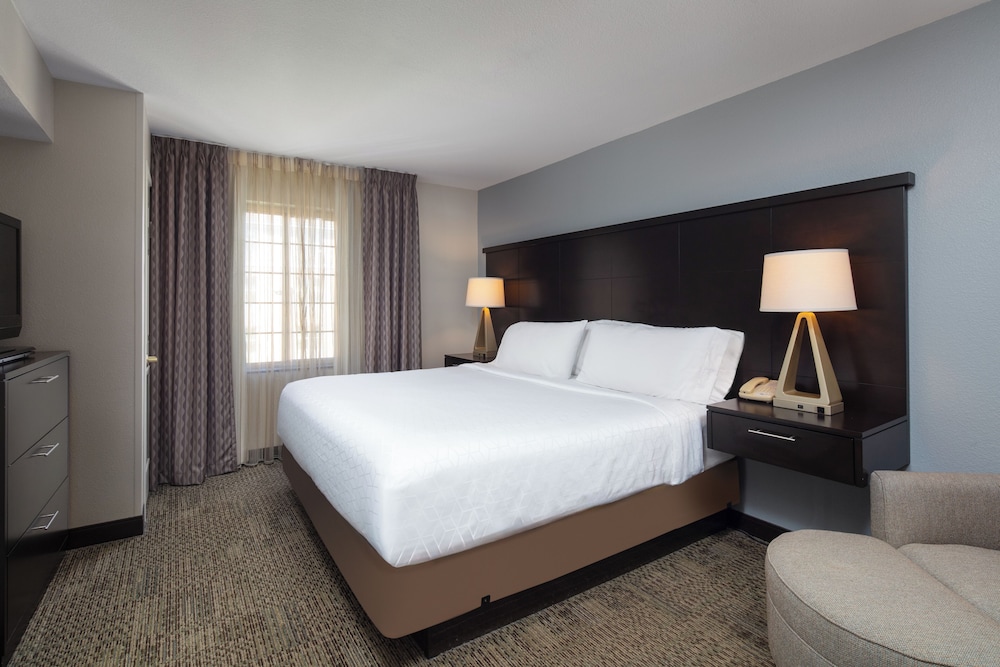 Staybridge Suites Fairfield Napa Valley Area by IHG - photo 14