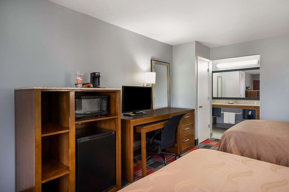 Quality Inn near Parc Natchitoches - photo 7