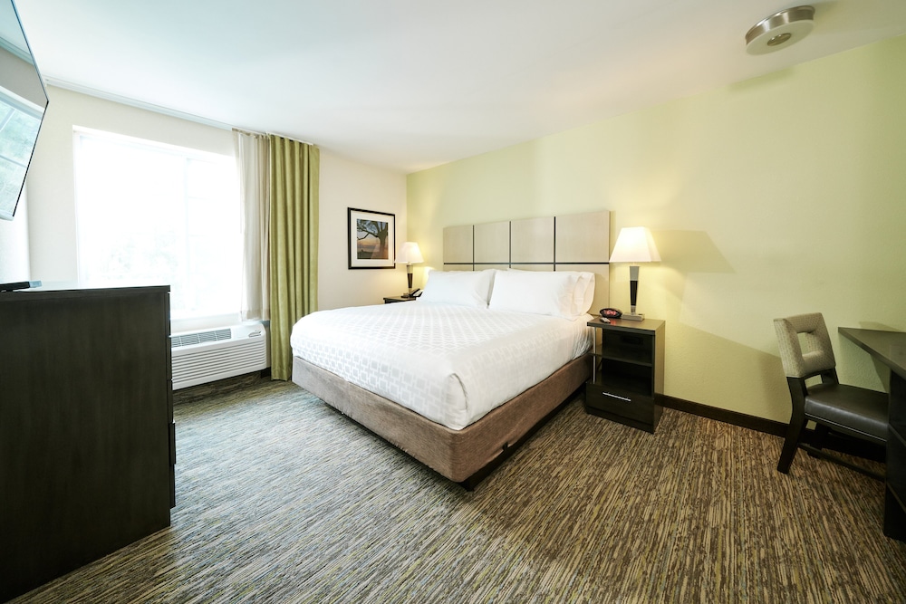 Candlewood Suites Lafayette by IHG - photo 9