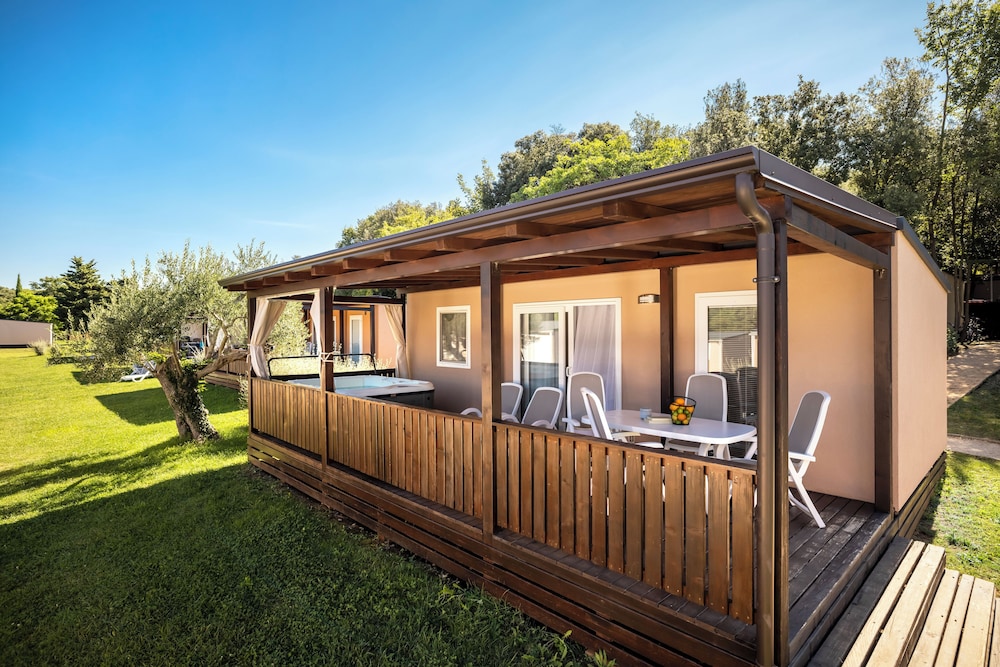 Maistra Camping Polari Mobile homes — 4-Star Luxury Hotel in Rovinj, Croatia