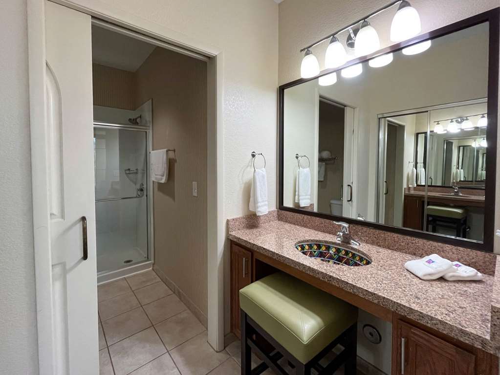 Carlsbad Suites - photo 18