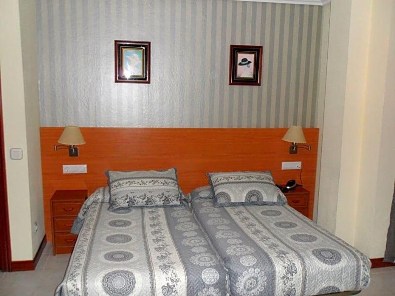 Hotel Alemar — Unknown City — photo 4