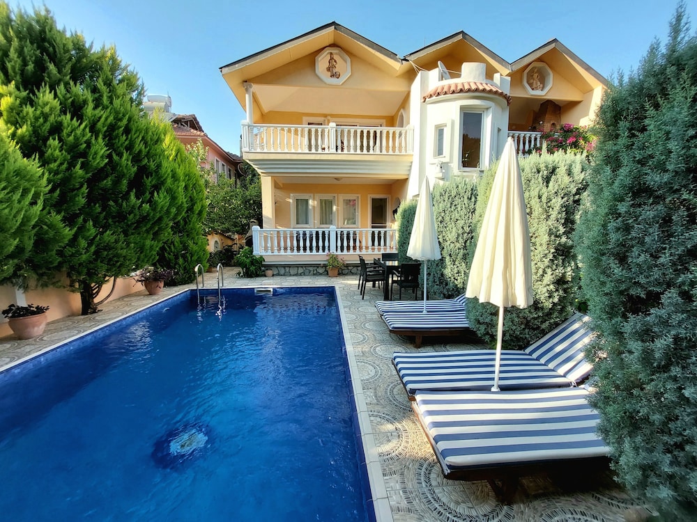 Dalyan Palace — Ortaca — photo 3