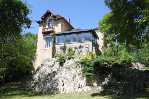La Garenne De Morestel — hotel in Morestel