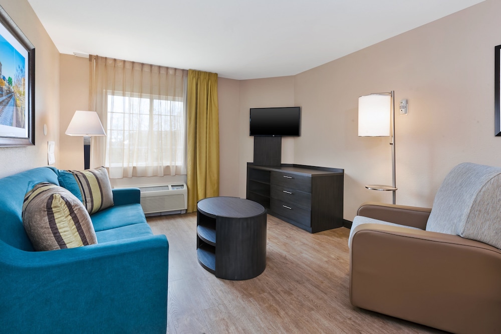 Candlewood Suites Rocky Mount by IHG - photo 10