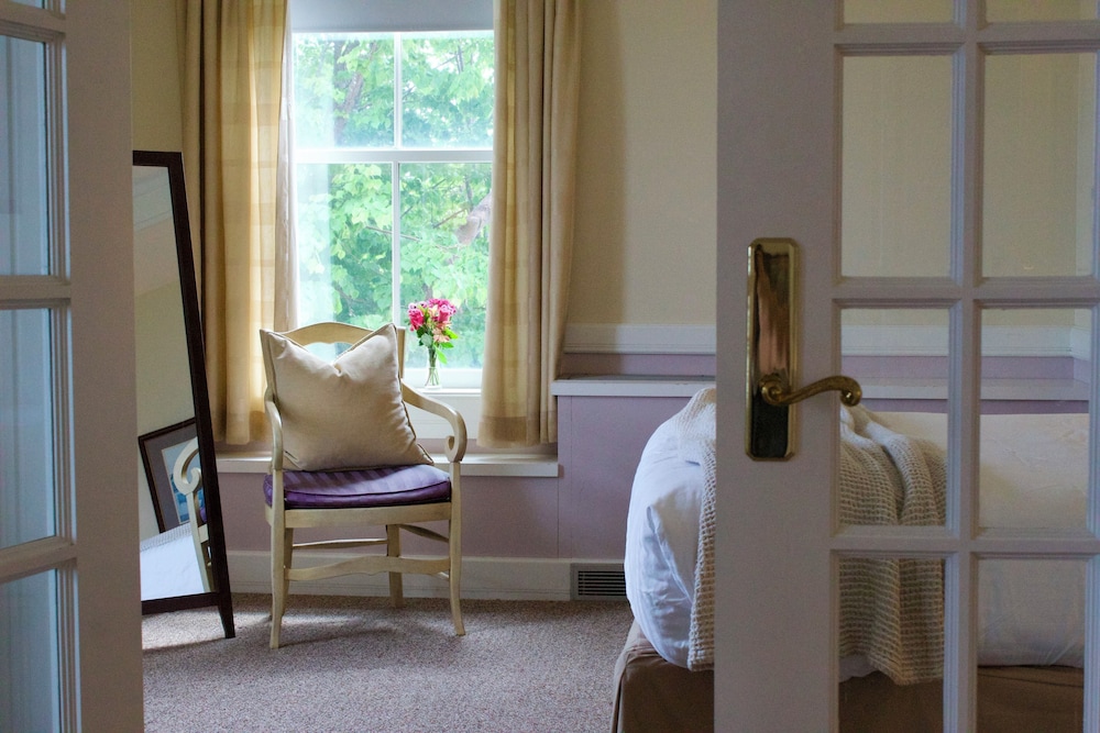 The McKernan Inn - photo 10