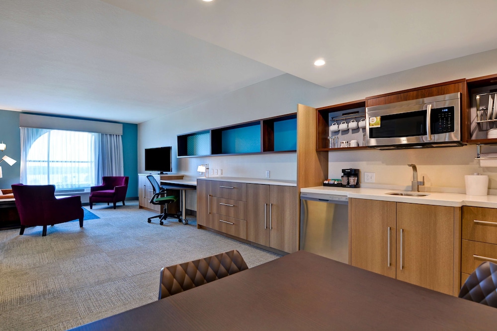 Home2 Suites by Hilton Orlando at Flamingo Crossings - photo 11