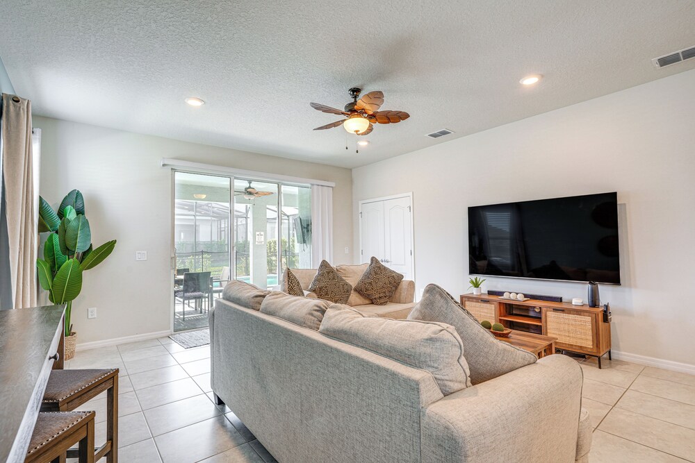Resort Getaway w Game Room: 11 Mi to Disney - photo 4