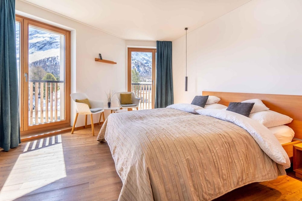 Longhin — 4-Star Luxury Hotel in St. Moritz, Switzerland