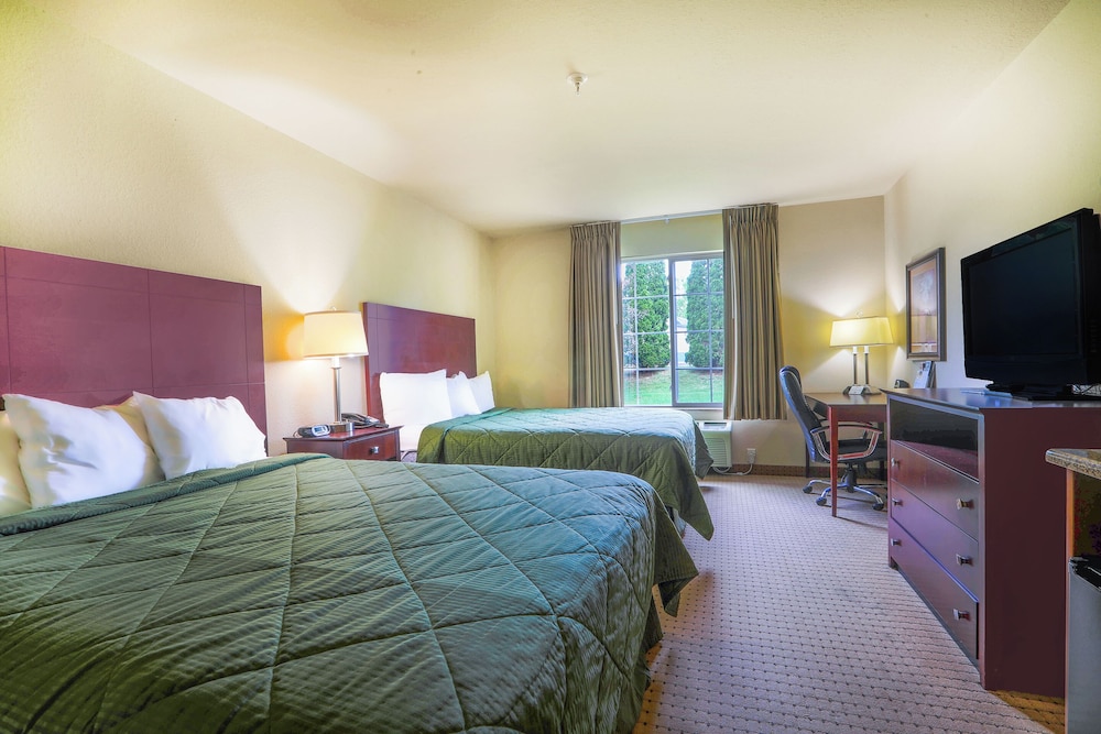 Evansville Inn & Suites By OYO - photo 13