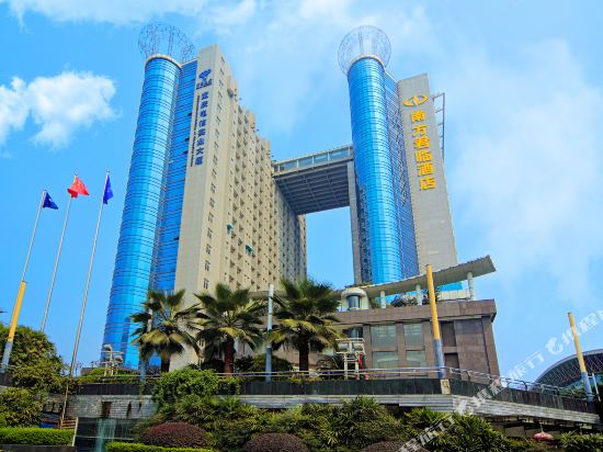 Chongqing Carlton Hotel - carbon neutral hotel in Chongqing