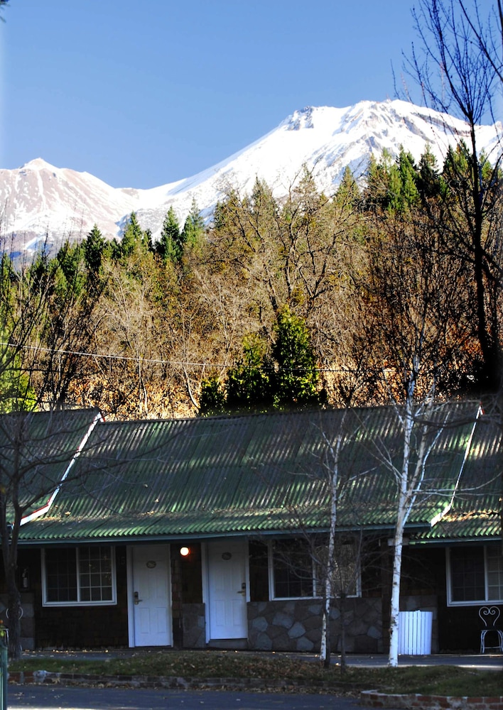 Strawberry Valley Inn - photo 26