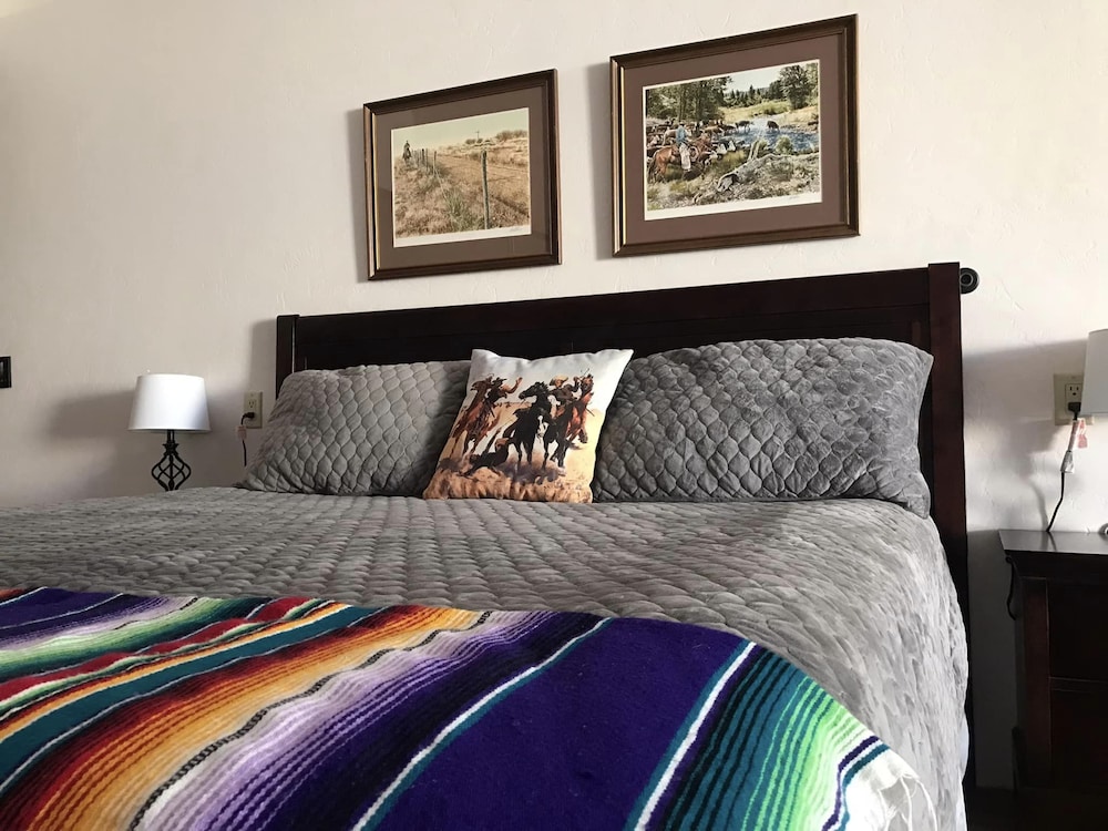 Katie's Cozy Suites - photo 7