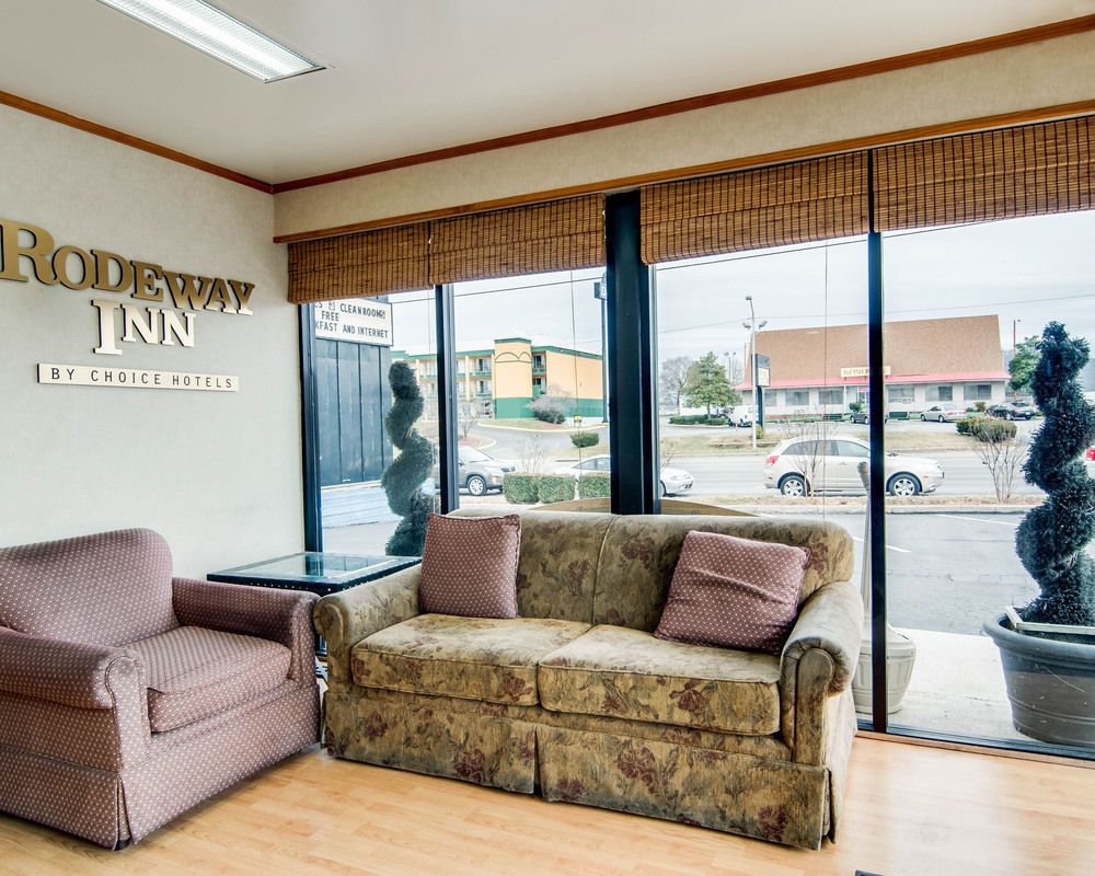 Rodeway Inn Civic Center - photo 15
