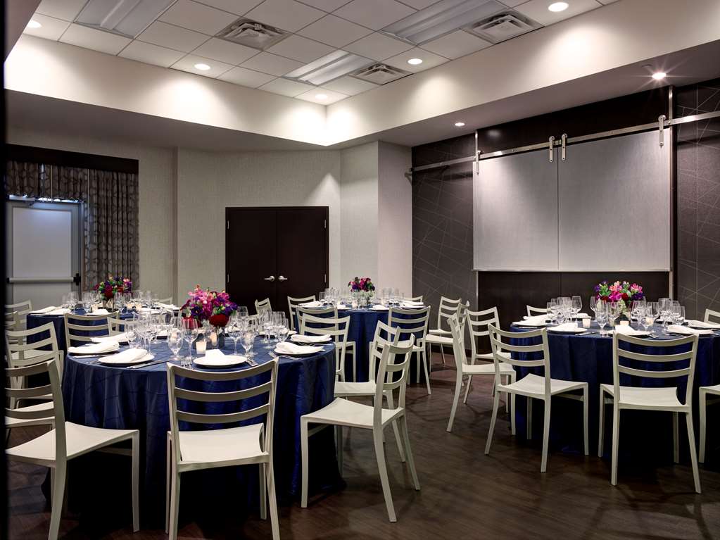 Hyatt Place Arlington Courthouse Plaza - photo 26