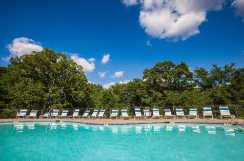 Lake Texoma Camping Resort Cabin 17 - photo 6