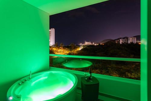 Garden Studio - carbon neutral hotel in Unknown City
