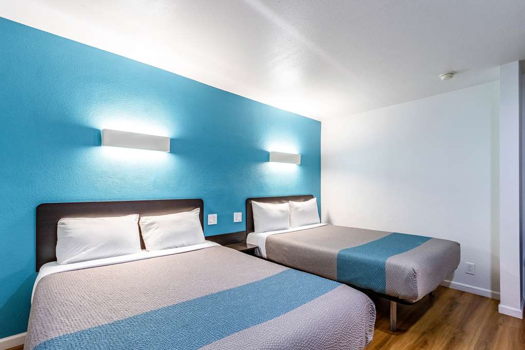 Motel 6 Fountain Valley CA Huntington Beach Area - photo 17