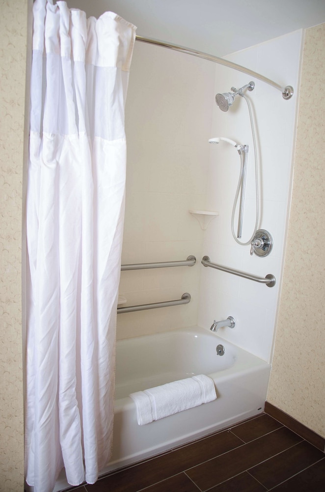 Hilton Garden Inn Watertown Thousand Islands - photo 28