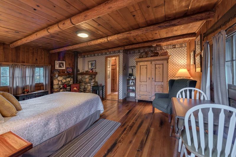 The Davies Family Inn - photo 36