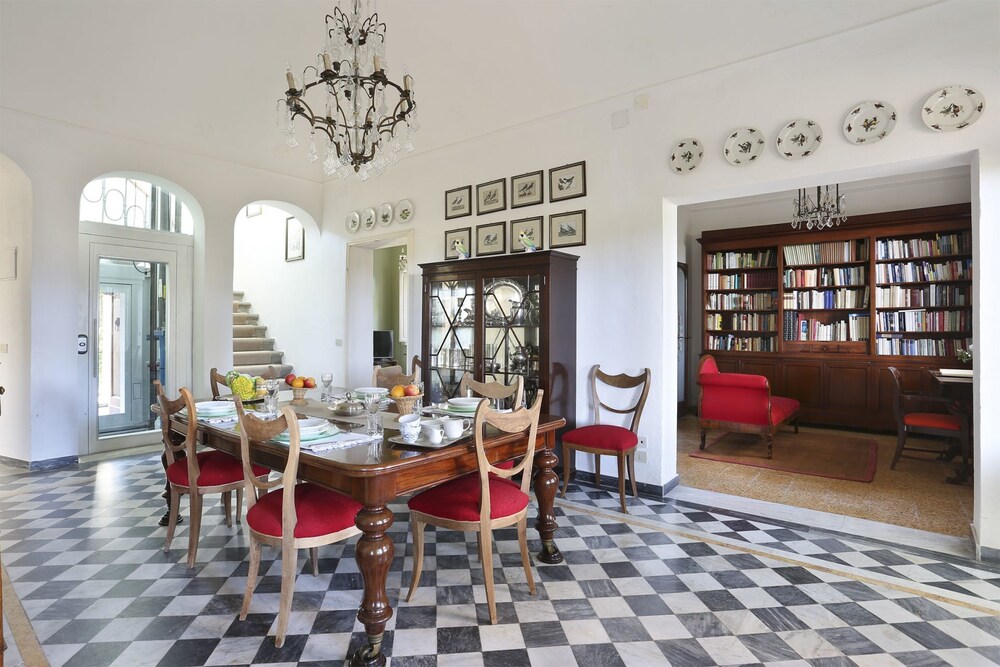 Fattoria Laviosa — 4-Star Luxury Hotel in Fauglia, Italy
