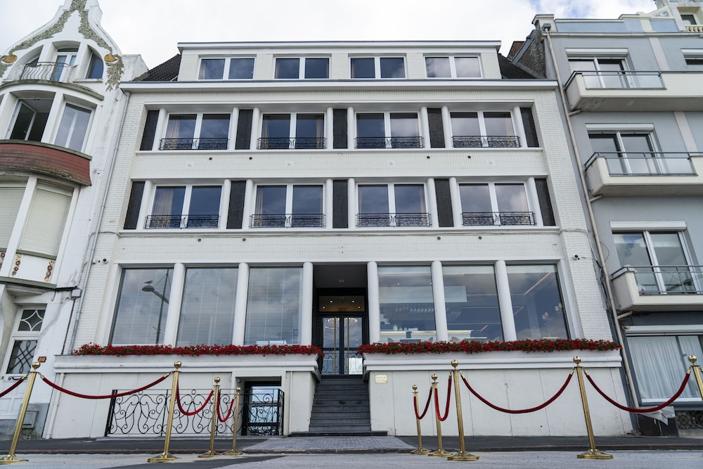 Hotel Merveilleux Côté Mer in Dunkerque, France